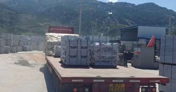 三门峡 芝麻白仿形路沿石，直形路沿石