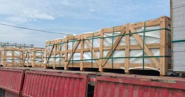 三门峡 芝麻白花岗岩地铺石出口专车-泰国游