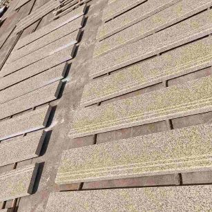 三门峡 黄金麻花岗岩光面楼梯踏步