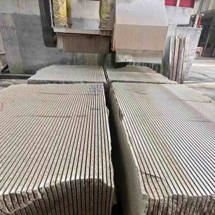 三门峡 车间生产日常，黄金麻白麻花岗岩