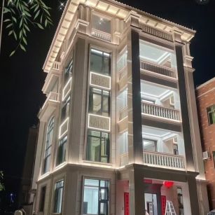 三门峡 芝麻白花岗岩别墅外墙夜间效果