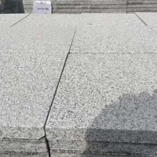 三门峡 白麻花岗岩石材推荐 荔枝面地铺石