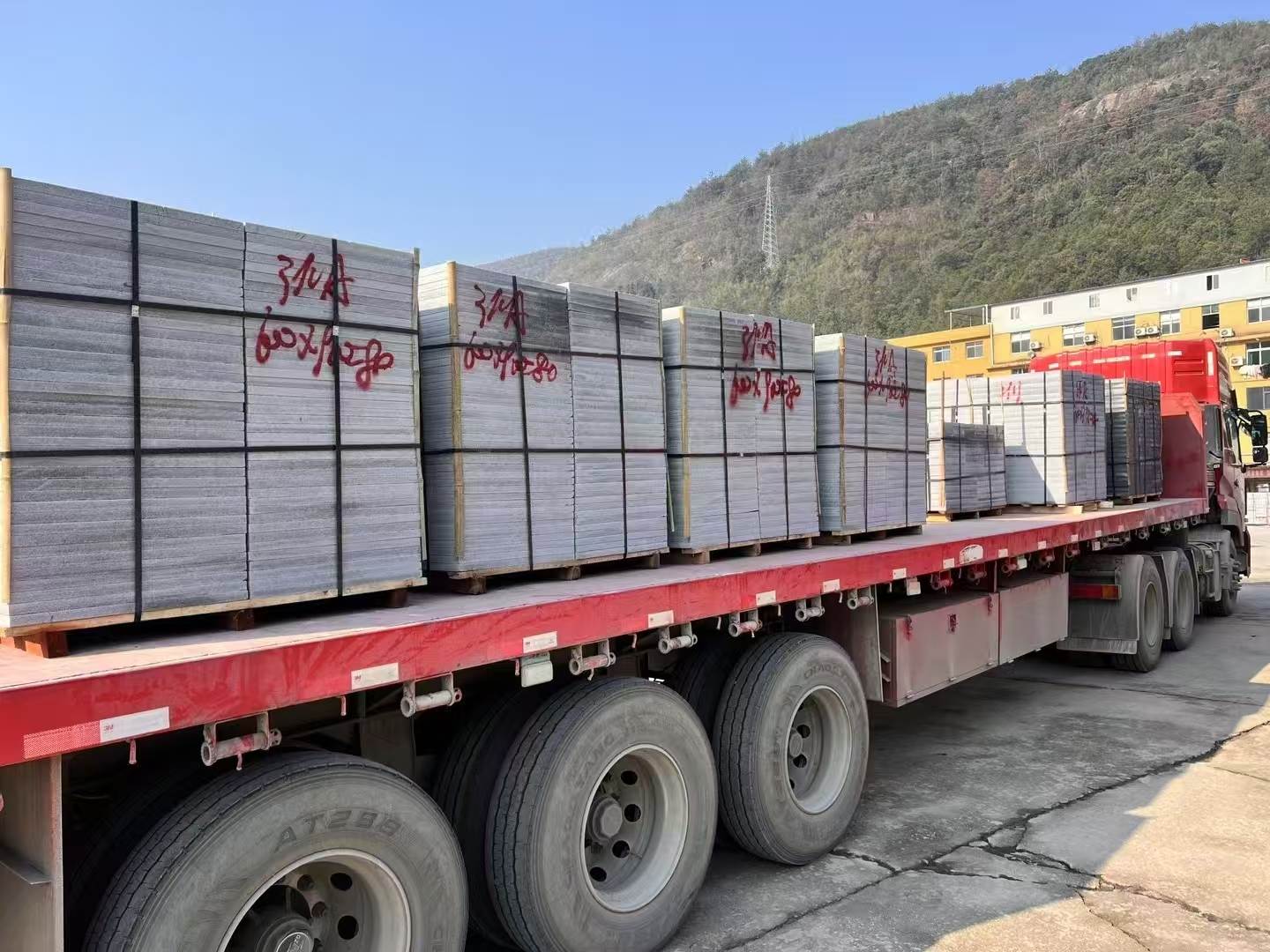 三门峡 芝麻灰地铺石出货日常