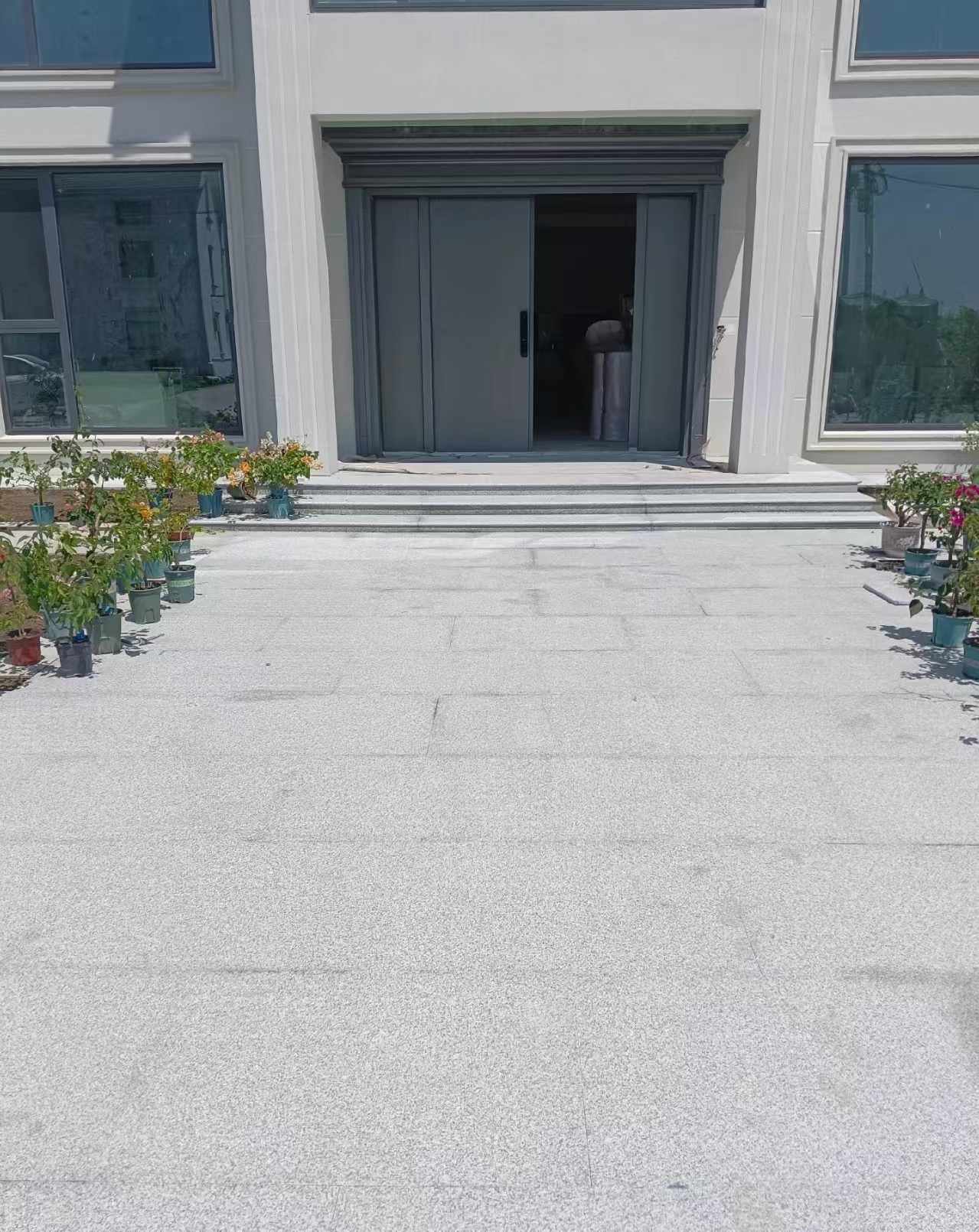 三门峡 芝麻白花岗岩地铺石地面铺装