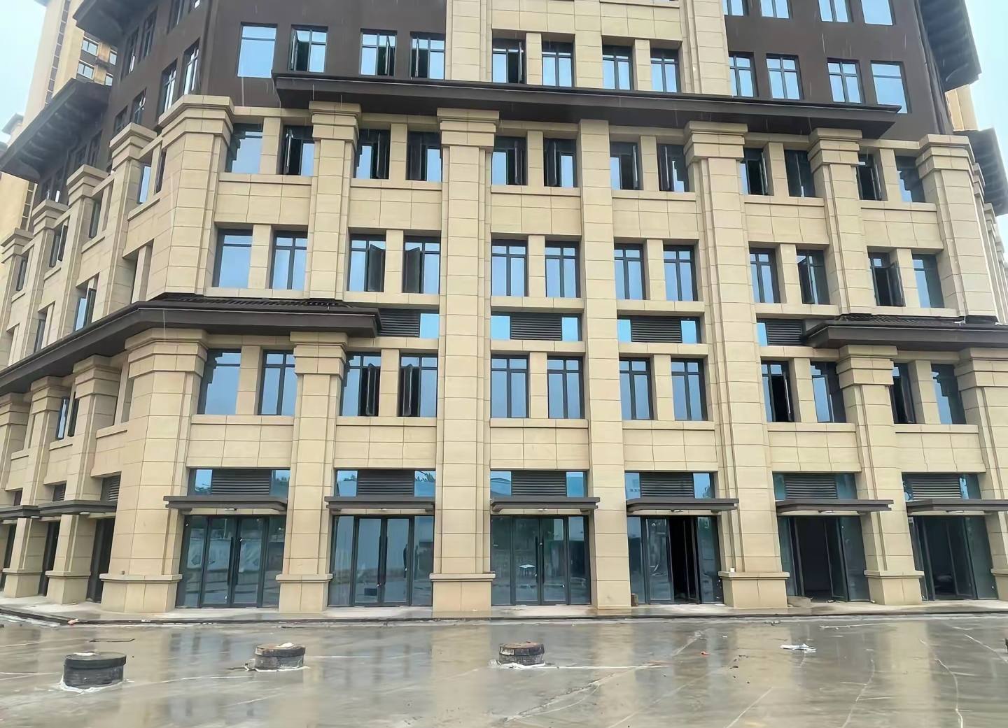 三门峡 黄金麻花岗岩荔枝面小区外墙干挂