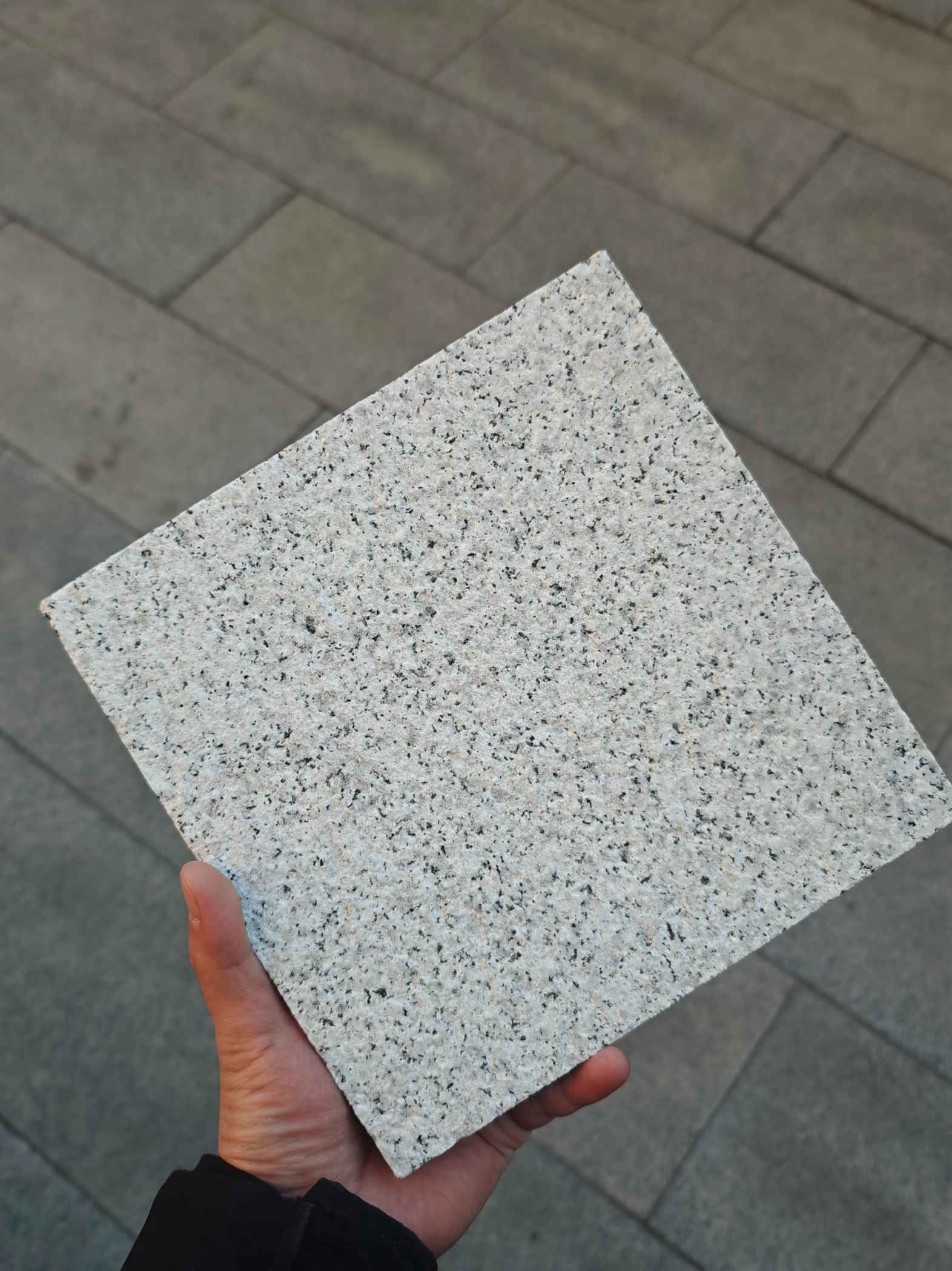 三门峡 白麻荔枝面花岗岩石材