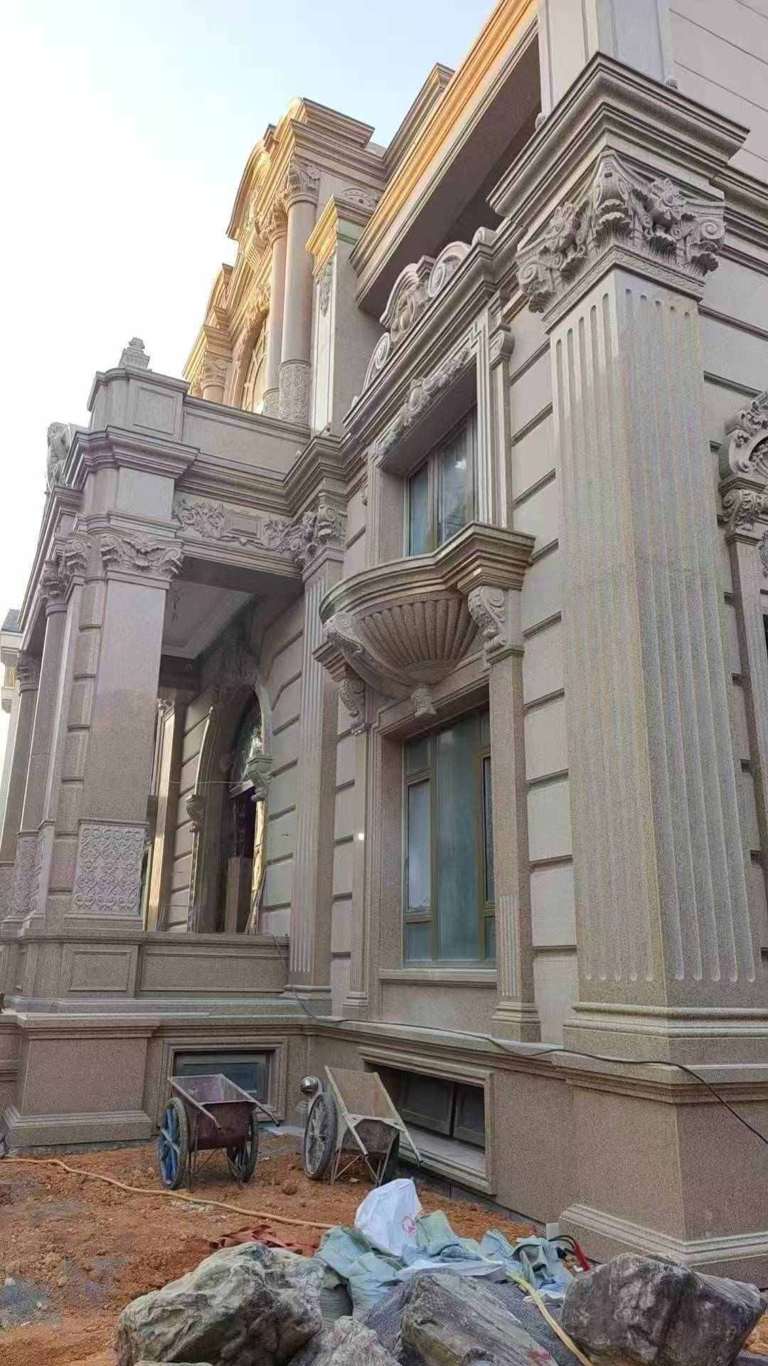 三门峡 黄金麻花岗岩光面别墅外墙干挂施工完成