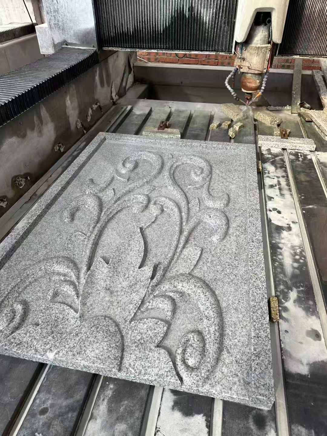 三门峡 白麻别墅干挂雕花板