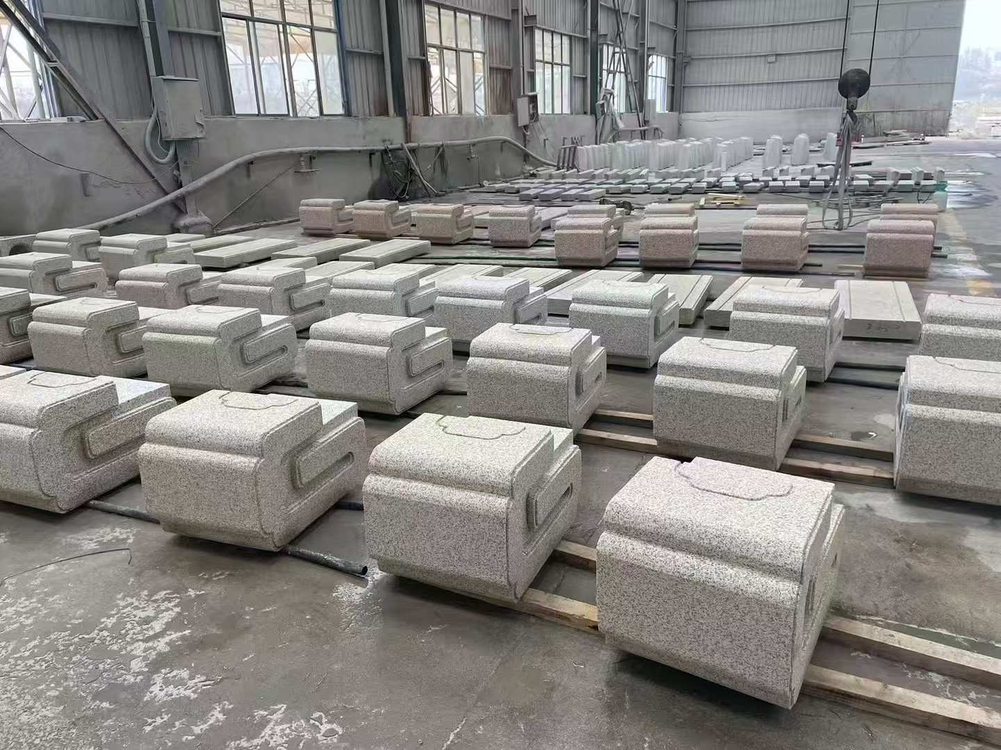 三门峡 白麻花岗岩异形加工-石凳，坐凳