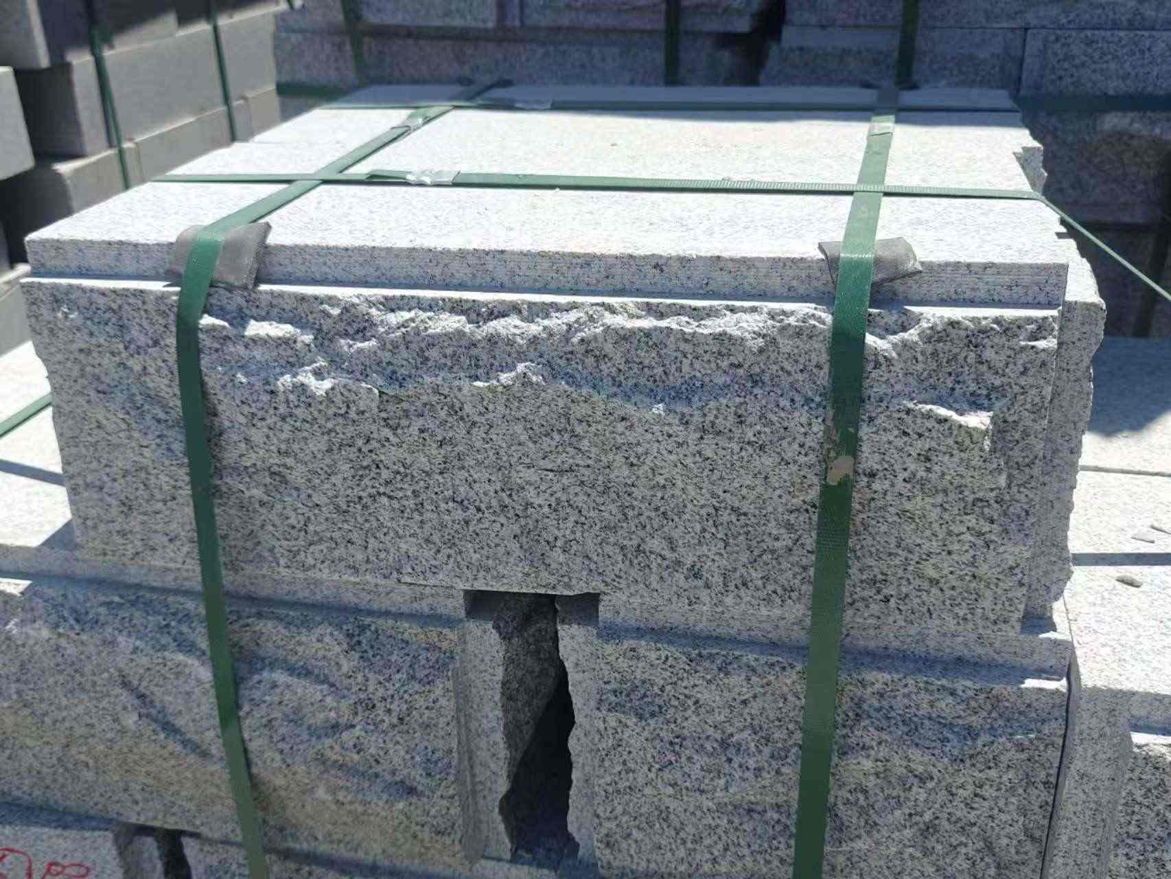 三门峡 芝麻白花岗岩自然面成品