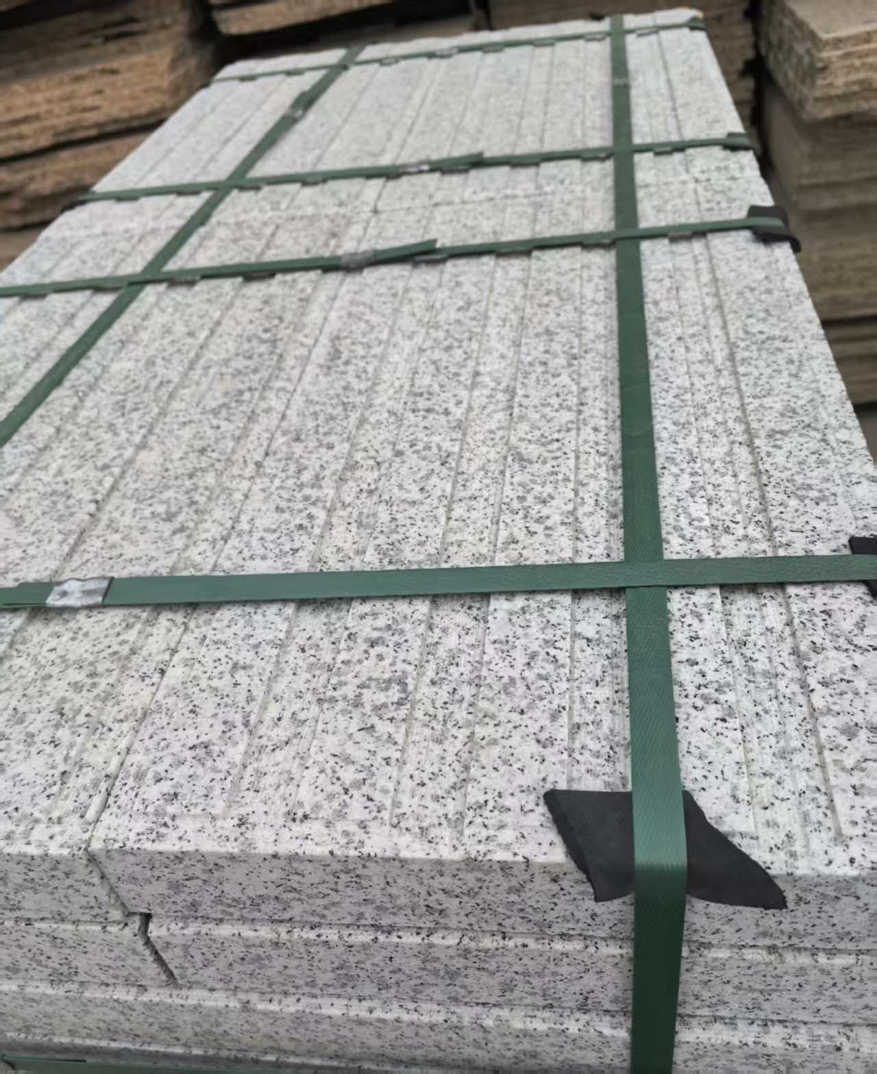 三门峡 白麻花岗岩直行盲道石，盲条，地铺石