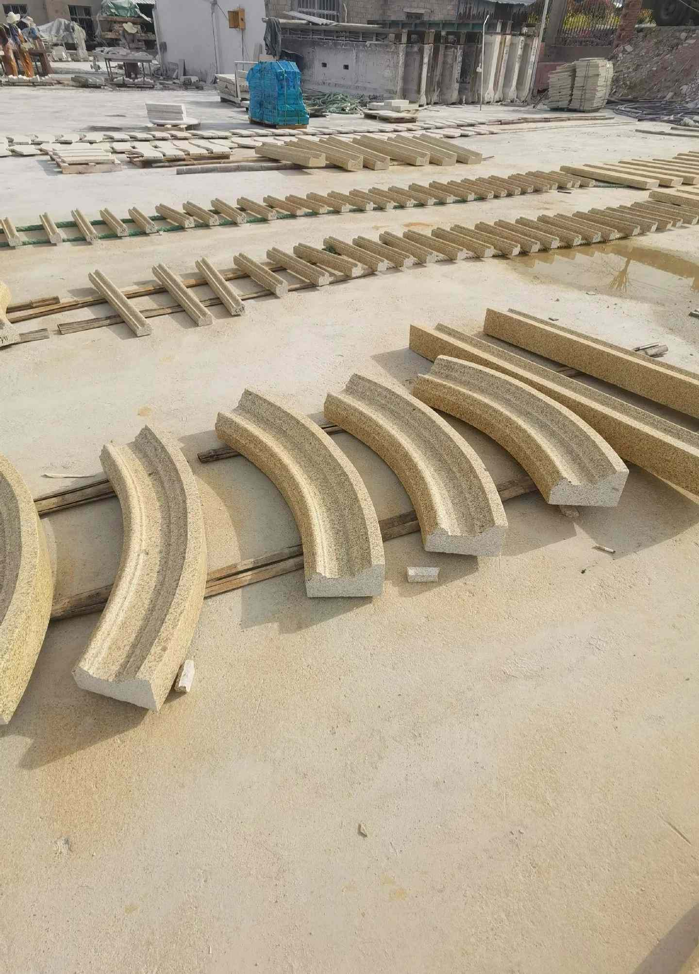 三门峡 黄金麻花岗岩别墅线条