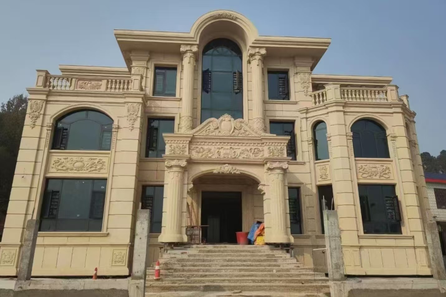 三门峡 黄金麻花岗岩别墅外墙干挂