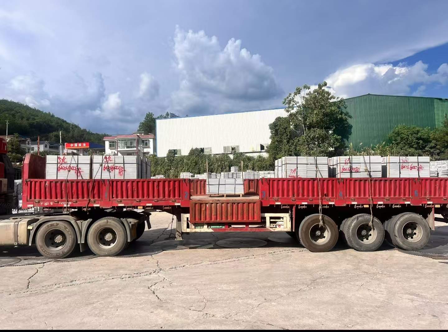 三门峡 芝麻灰花岗岩地铺石出货日常