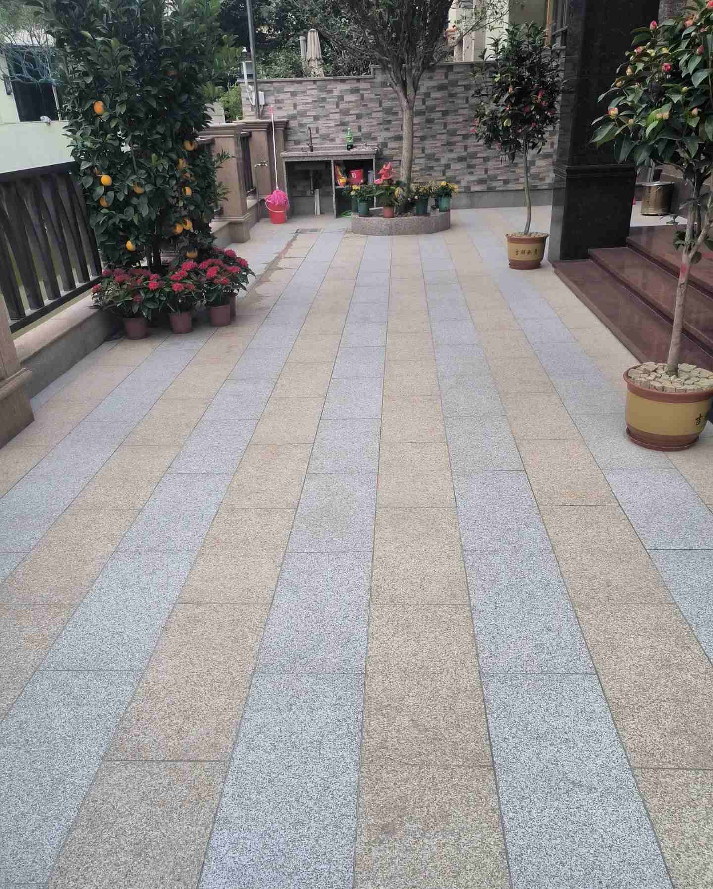 三门峡 黄金麻白麻荔枝面庭院铺装展示